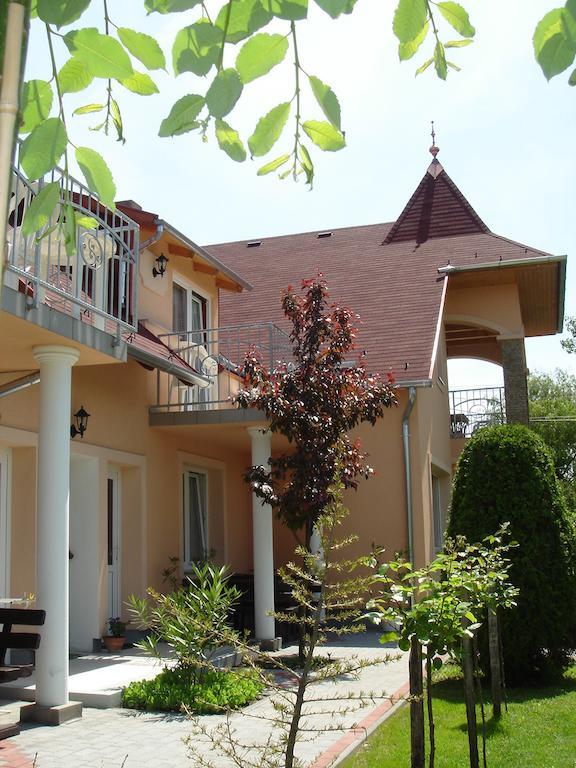 Villa Monika Keszthely Ngoại thất bức ảnh